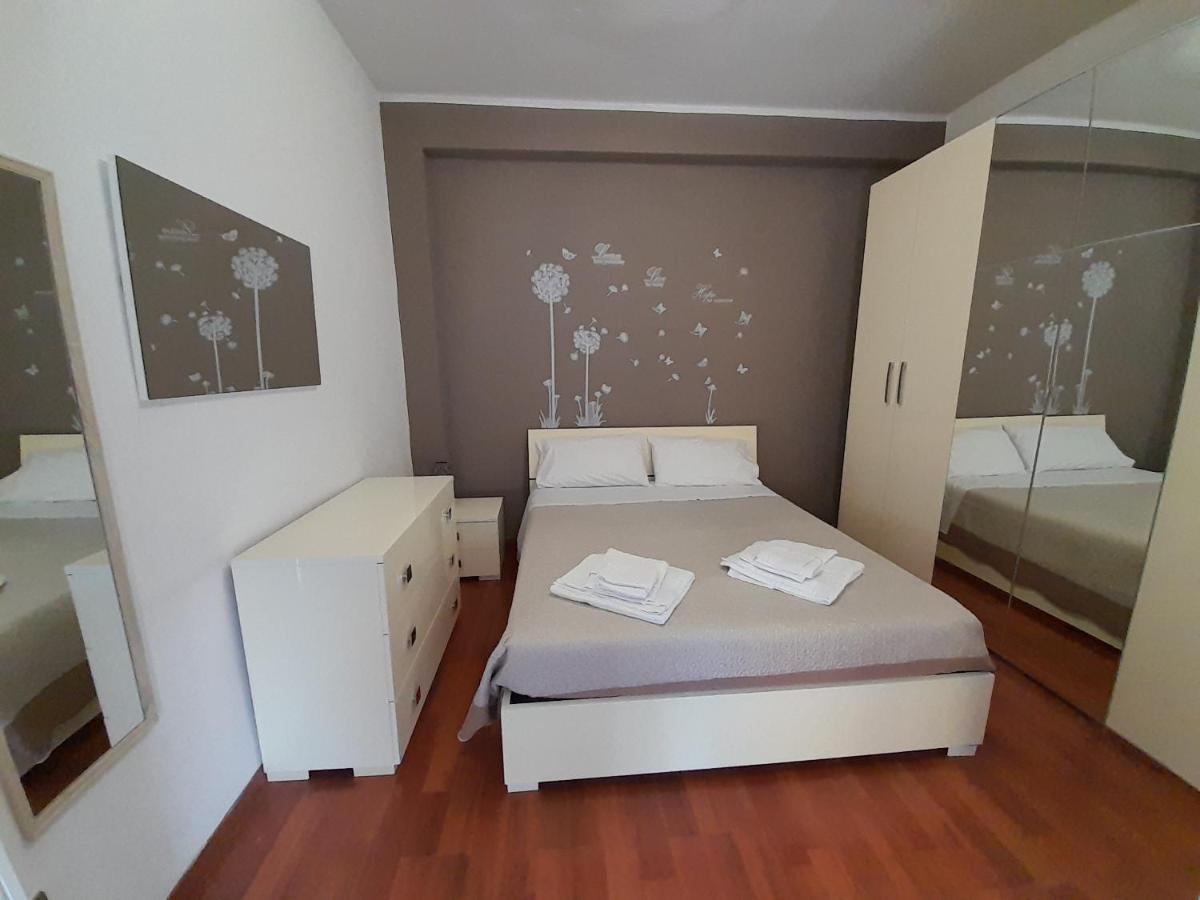 A Casa Di Sabry Apartment Bari Exterior photo